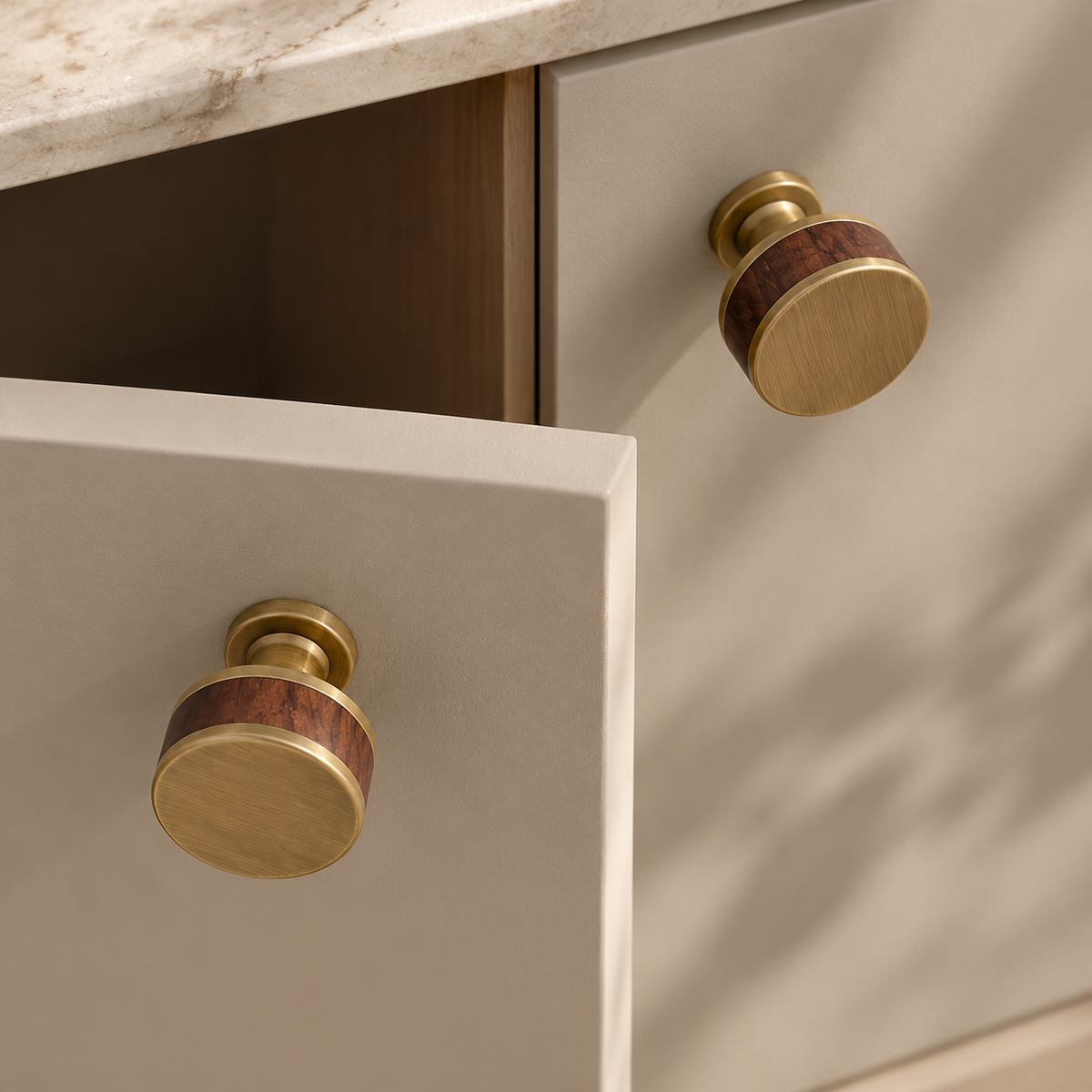 Flat Round Brass Cabinet Knob with Decorative Band – FH-C023