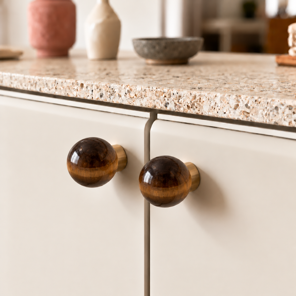 Crystal Sphere Cabinet Knob with Cylindrical Brass Base – FH-C018