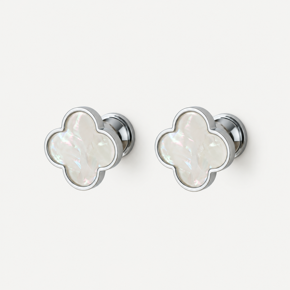 Brass & Resin Quatrefoil Cabinet Knob – FH-C015